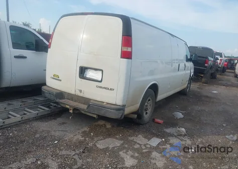 2004 Chevrolet Express z USA, uszkodzony, nr VIN 1GCFG29T041102980